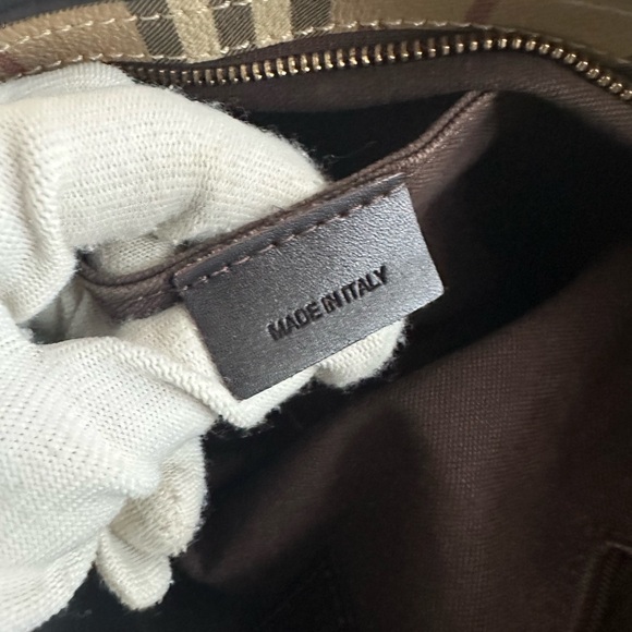 Burberry zippy tote bag - Picture 10 of 14